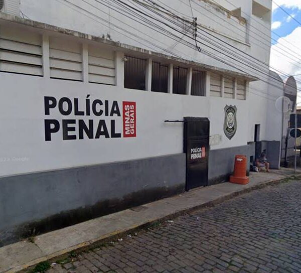 Presídio de Leopoldina será desativado e presos serão transferidos para Ubá