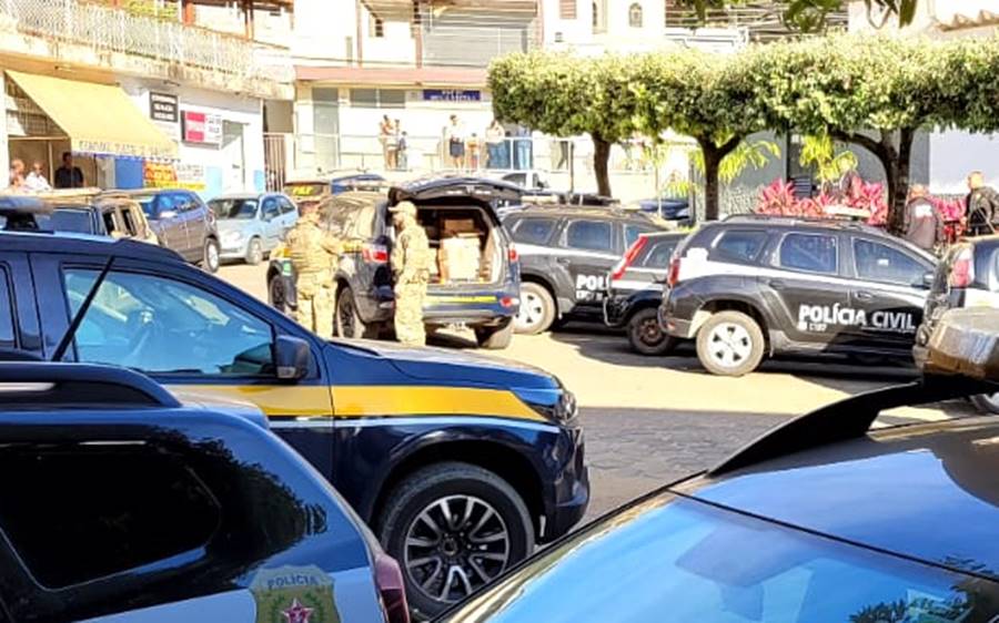 Operação conjunta mira suspeitos de furto e roubo de carga tombada em Leopoldina