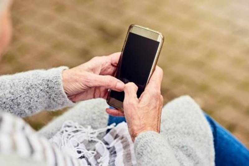 Golpes por ligação e SMS ainda fazem vítimas; não caia neles