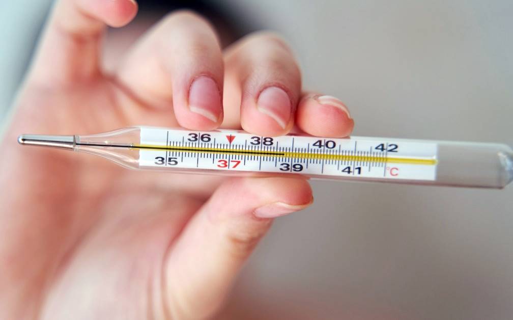 Anvisa proíbe medidor de pressão e termômetro com coluna de mercúrio