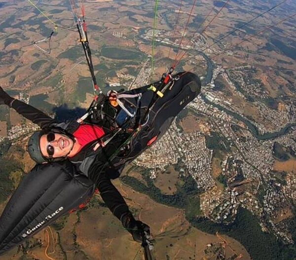Leopoldinense Túlio Subirá Coutinho é campeão brasileiro de Parapente 2024