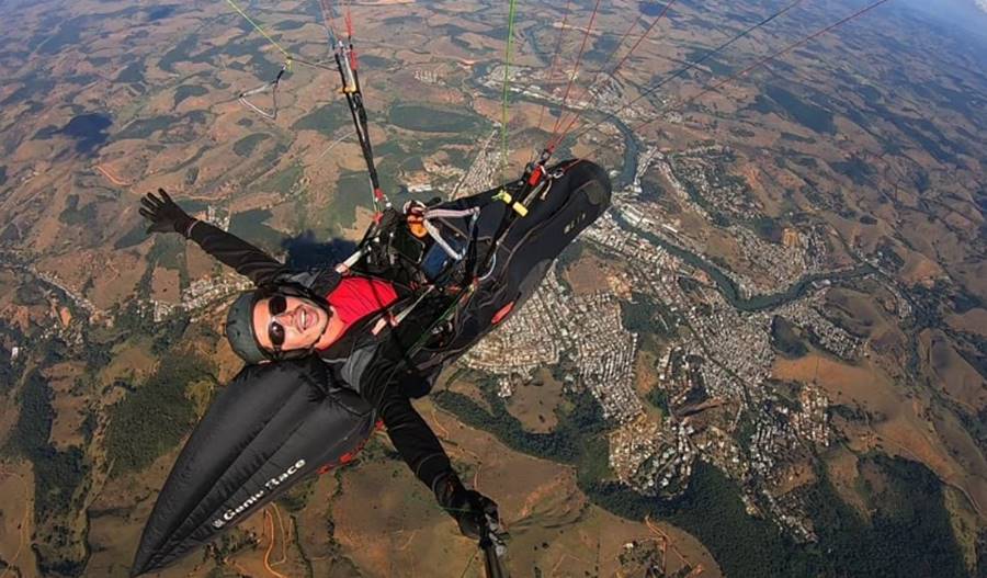 Leopoldinense Túlio Subirá Coutinho é campeão brasileiro de Parapente 2024