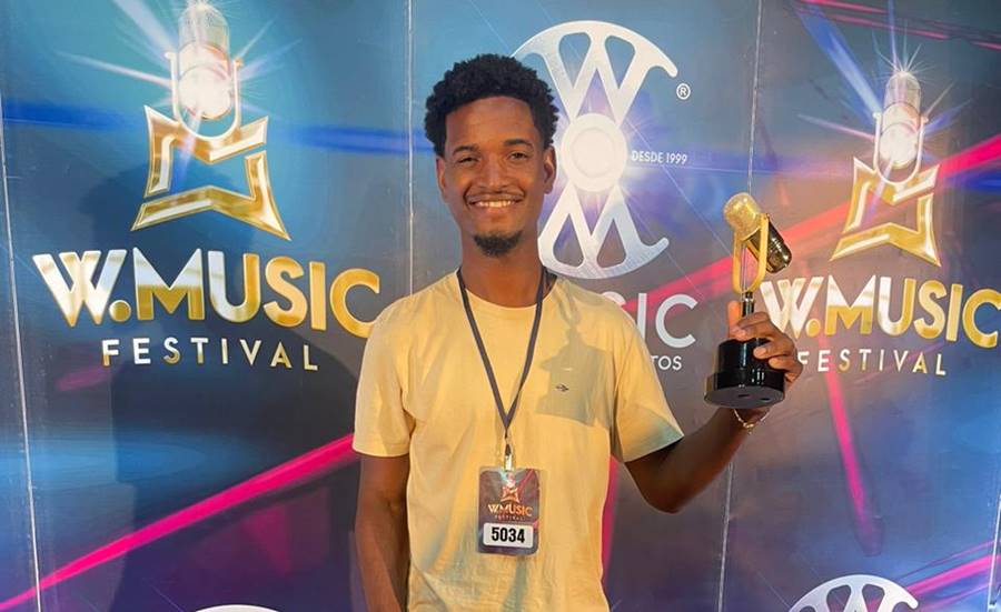 Mega evento gospel em JF tem cantor leopoldinense Gyan Sylva em 1º lugar