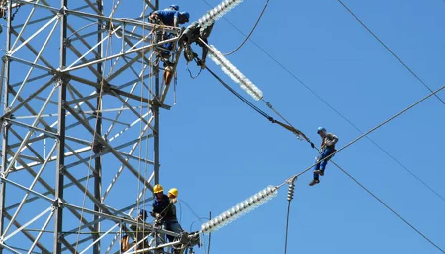 Linhas de transmissão da Light deixam clientes de Leopoldina e região sem energia