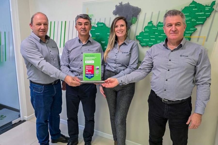 Sicredi é premiada como a melhor empresa para se trabalhar no Brasil