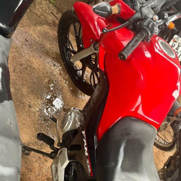 Detran faz leilão de carros, motos e sucatas em Leopoldina