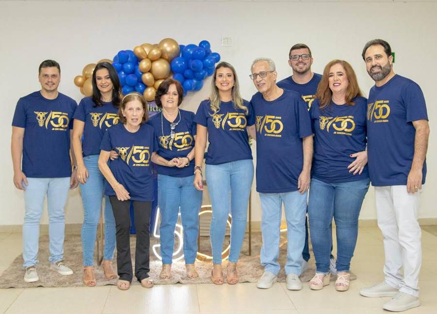 JR Contabilidade celebra 50 anos de sucesso em Leopoldina