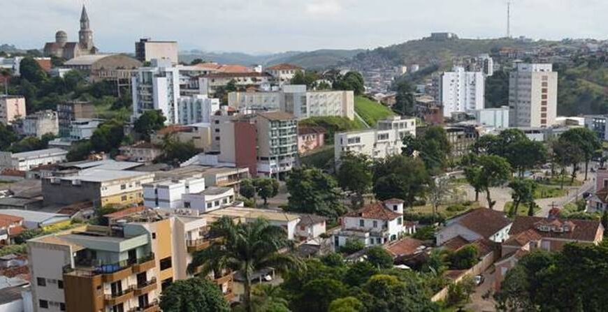 Prefeitura de Leopoldina abre processo seletivo com 14 vagas