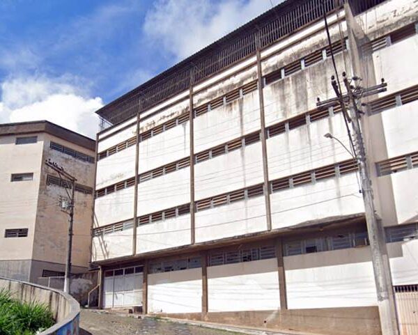 Prefeitura de Leopoldina concretiza compra do imóvel onde funcionou a Clínica São José