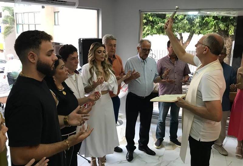 Inaugurada em Leopoldina Clínica Sorriso & Face, da Dra. Darcymara Rezende