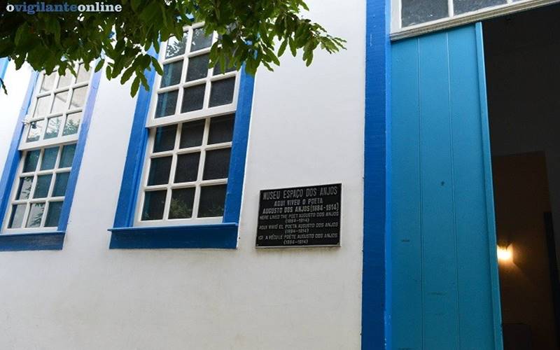 Prefeitura de Leopoldina divulga lista de classificados para final da 33ª edição do Concurso Nacional de Poesias