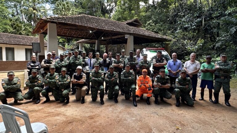 Ministério Público doa três viaturas para Polícia Militar de Meio Ambiente