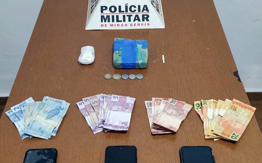 Motoqueiro que transportava droga cochila e se acidenta na BR-267 em Argirita