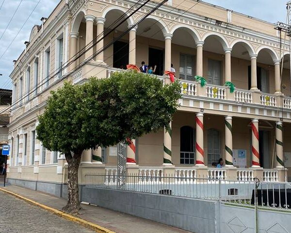 Desfile Natal com Flautas é atração dos 70 anos do Conservatório Estadual de Música Lia Salgado neste sábado
