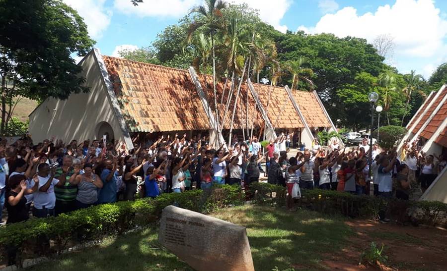 Dia de Finados será celebrado com 4 missas no Cemitério Municipal de Leopoldina