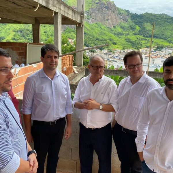 Secretário de Estado de Saúde visita Hospital de Leopoldina e inaugura UBS em Argirita