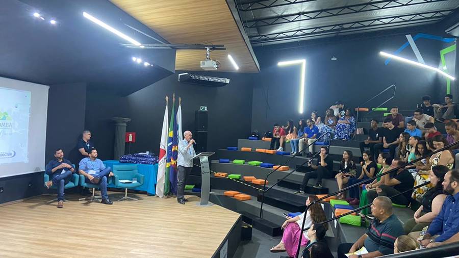 Energisa forma mais uma turma do programa ‘Meu Primeiro Site’