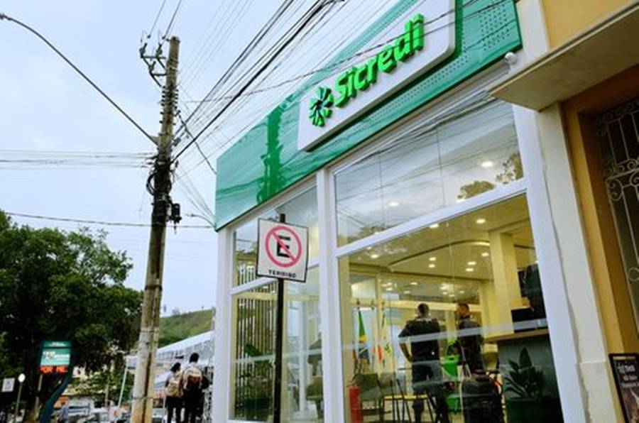 Sicredi avança em MG com inauguração de novas agências em Astolfo Dutra e Espera Feliz