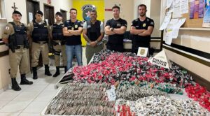 Operação ‘Presente de Natal’ prende mulher e apreende grande quantidade de drogas em Pirapetinga