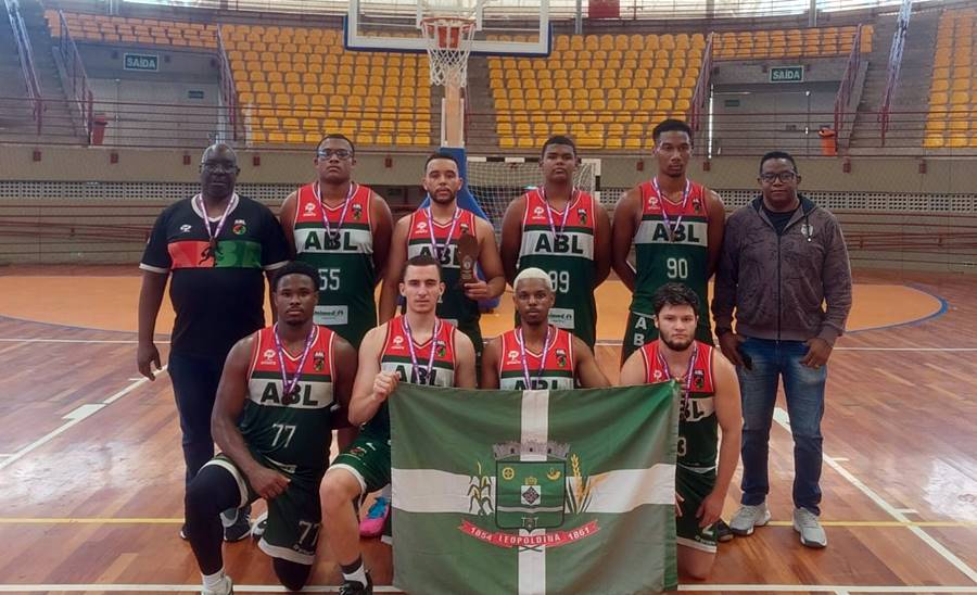 ABL Basquete Leopoldina: Um ano de superação, conquistas e transformação social