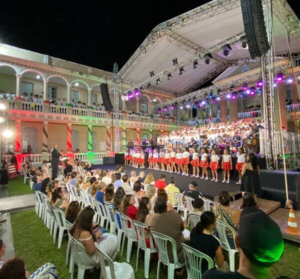 Público se encanta com Cantata de Natal do Conservatório Estadual de Música Lia Salgado em Leopoldina
