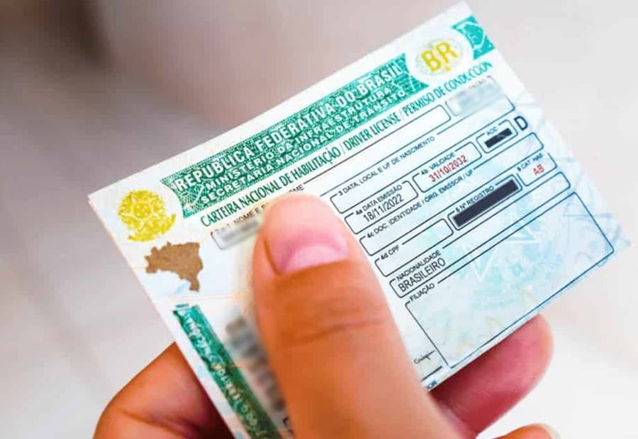 Detran alerta para golpe da suspensão da CNH