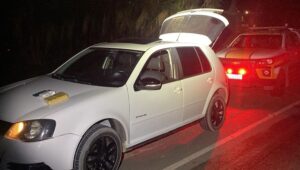 Homem é preso pela Polícia Militar Rodoviária com barra de crack e pasta base de cocaína em Leopoldina