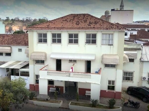 Grávida morre após transferência por falta de anestesista na Casa de Caridade Leopoldinense