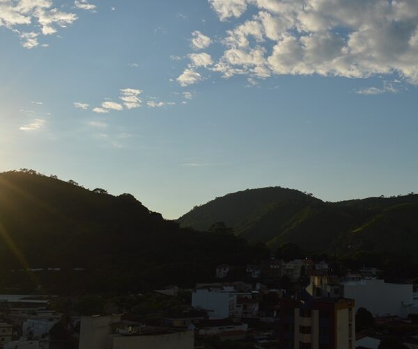 Onda de Calor chega a Minas nesta quarta-feira