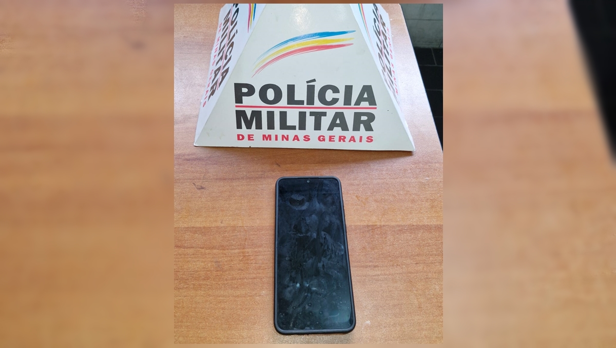 Homem furta celular de caminhoneiro e acaba preso pela PM em Leopoldina
