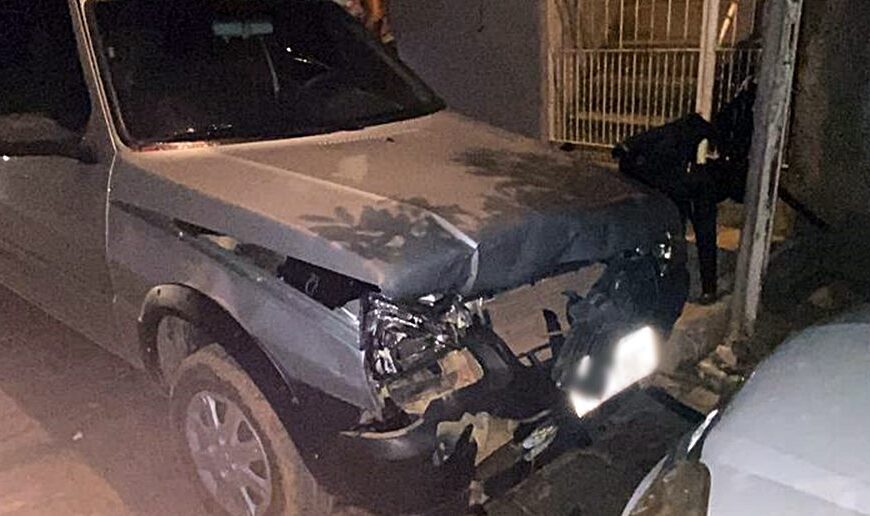 Homem tenta atropelar prefeito e deixa feridos em Recreio