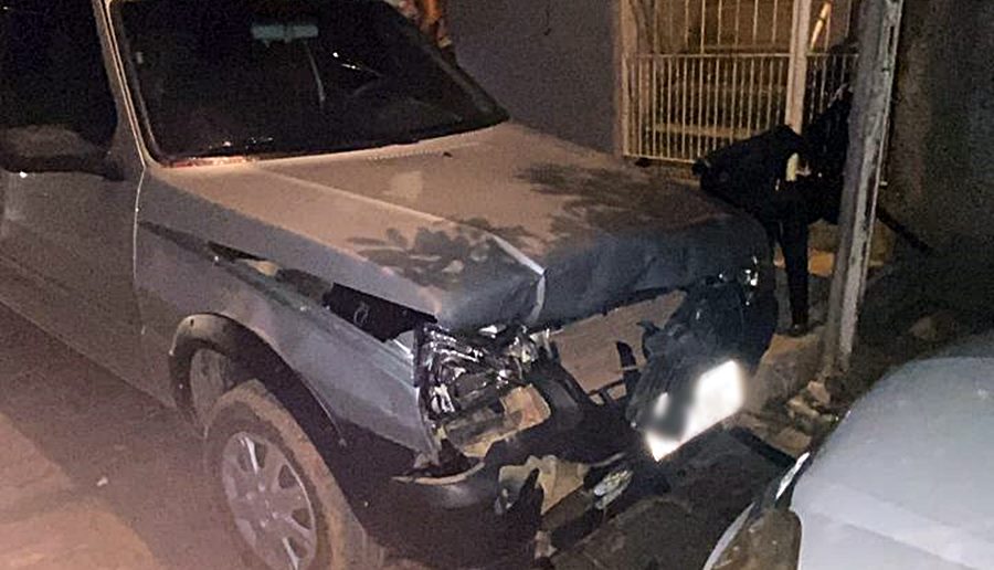 Homem tenta atropelar prefeito e deixa feridos em Recreio