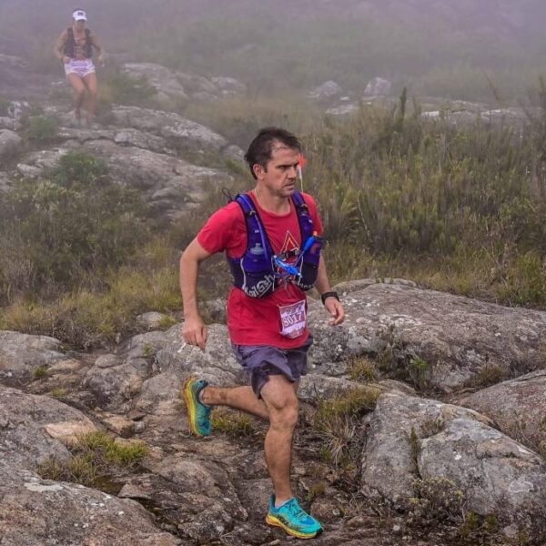 Leopoldinense Vinícius Anzolin se destaca na Insanity Mountain 2025 e inicia preparação para o mundial de Trail Run em agosto