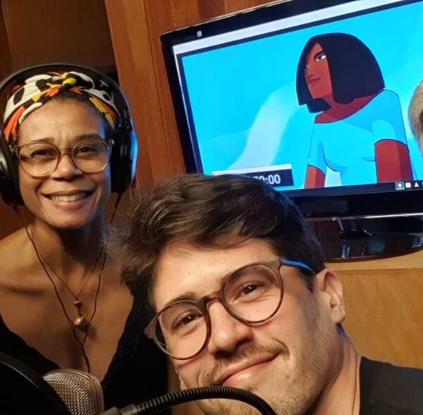 Atriz leopoldinense integra núcleo de dublagem em Cataguases