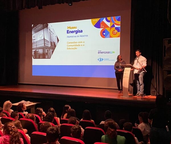 Museu Energisa promove acessibilidade e visitas guiadas em escolas de Cataguases