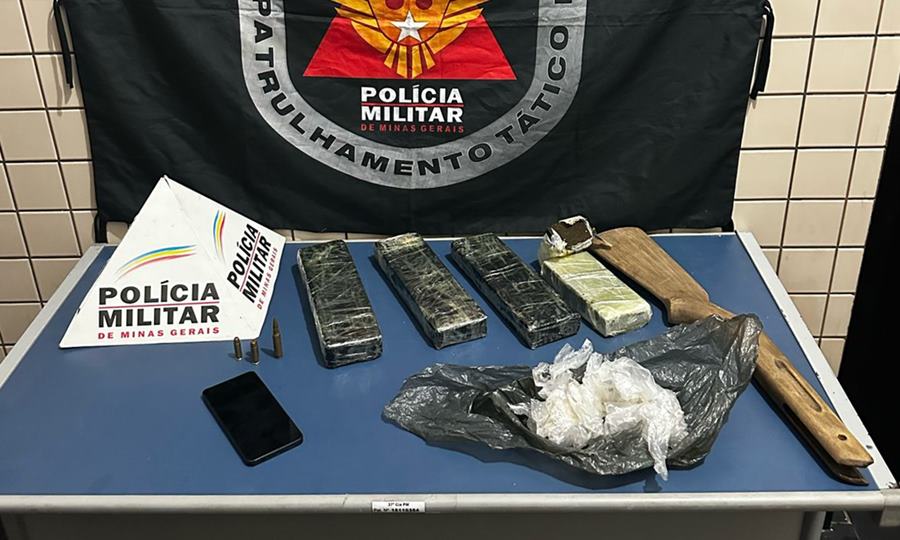 Operação da PM no Bandeirantes em Leopoldina prende duas pessoas e apreende drogas