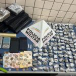 PM apreende drogas e prende suspeito de tráfico no Bela Vista em Leopoldina