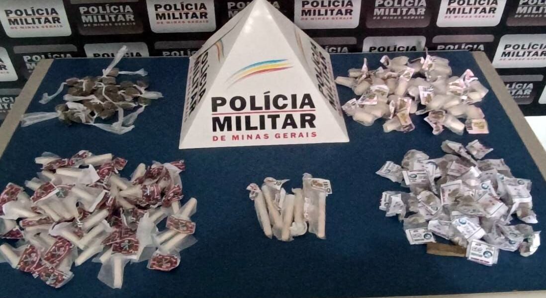 PM flagra venda de droga e prende jovem de 18 anos em Além Paraíba