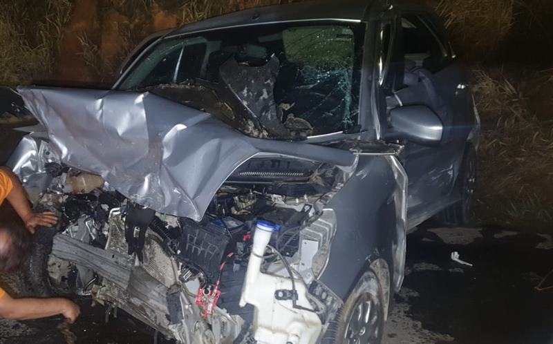 Ultrapassagem irregular termina em acidente com 4 veículos na MG-265 em Rio Pomba