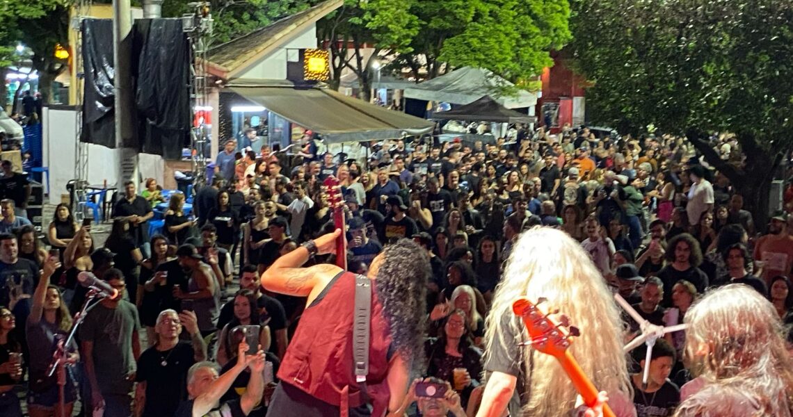 Motorock entra em seu 4º dia levando grande público ao centro de Leopoldina