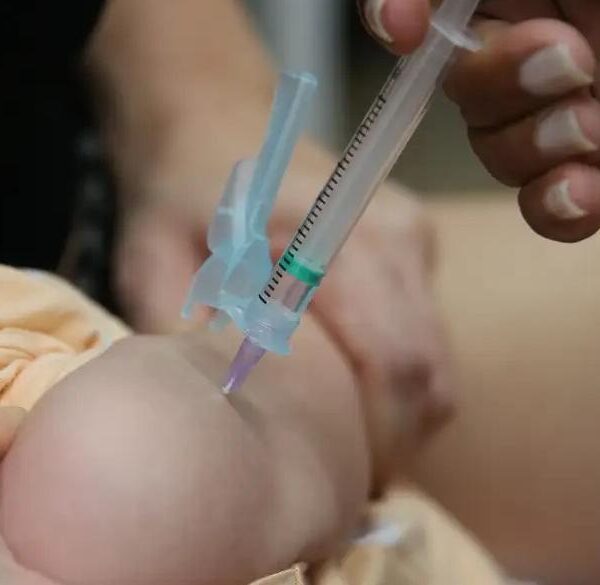 Campanha de vacinação contra gripe começa nesta segunda-feira