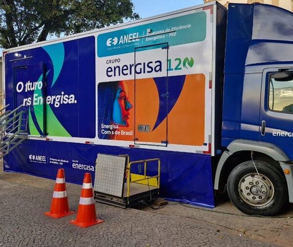 Energisa promove troca de lâmpadas e ventiladores usados em Recreio