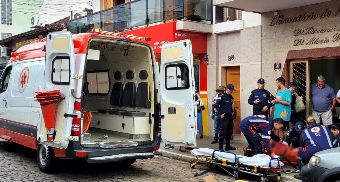 Homem é espancado e fica ferido no Centro de Leopoldina