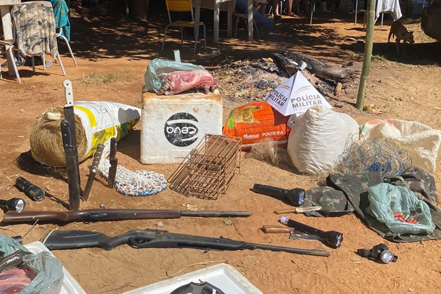 Operação contra caça ilegal prende oito pessoas e apreende armas em Leopoldina