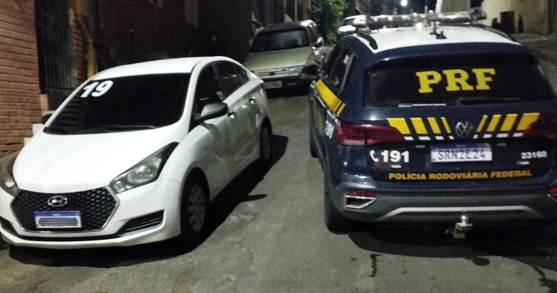 PRF e PM recuperam em Leopoldina dois veículos roubados no Rio de Janeiro