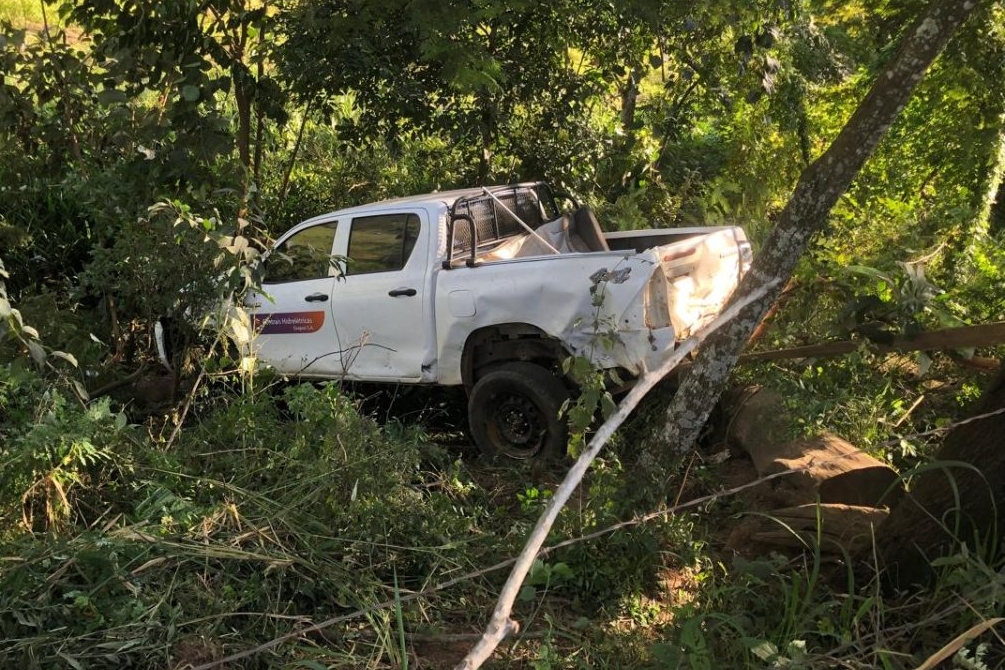 Engavetamento de duas carretas e quatro carros deixa feridos em Astolfo Dutra