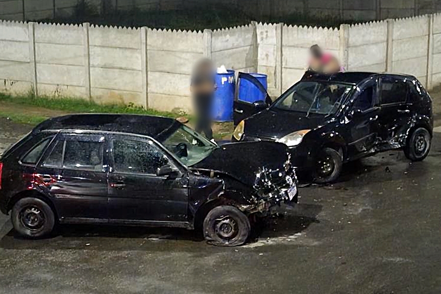 Motorista foge após colidir em carro na região central de Leopoldina