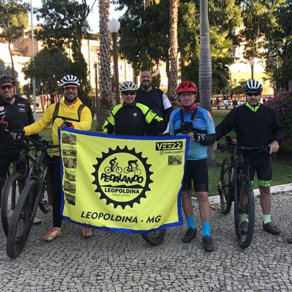 Ciclistas de Leopoldina iniciam percurso até São Lourenço, no Sul de Minas