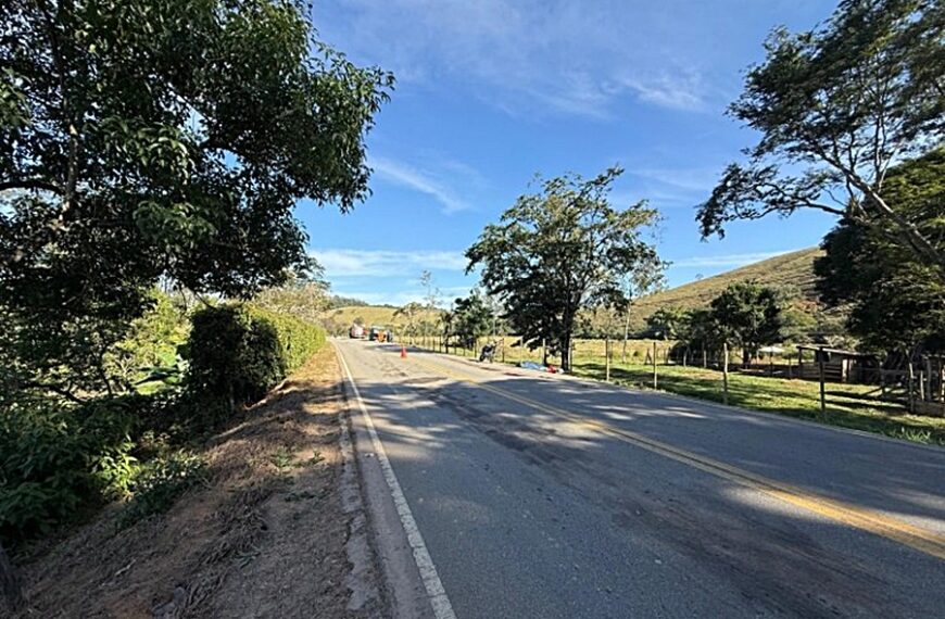 Motociclista morre em colisão com caminhão na MG-265 entre Muriaé e Miraí