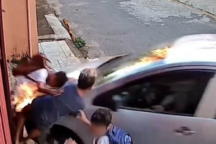 Crianças são atropeladas em calçada por motorista bêbado em Muriaé